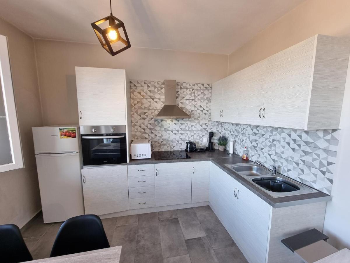 Labros Sea View Apartment Frinion Exterior photo